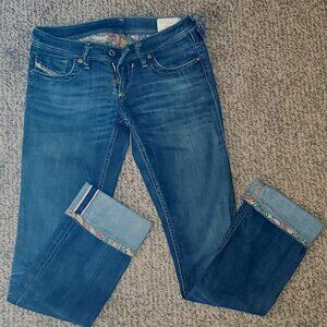 Diesel Size 25 Lowky Jeans
